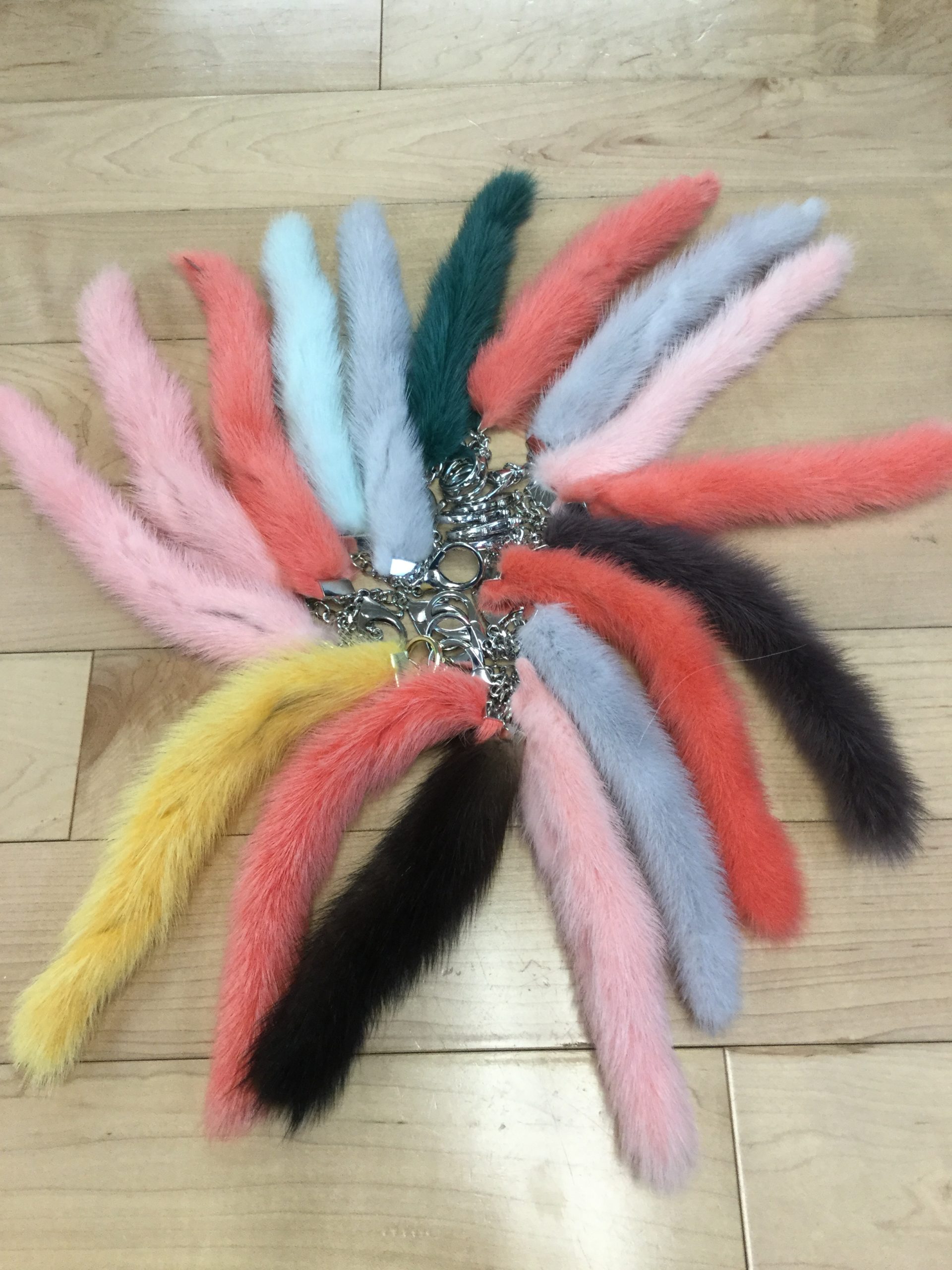 Dyed Mink With Keychain