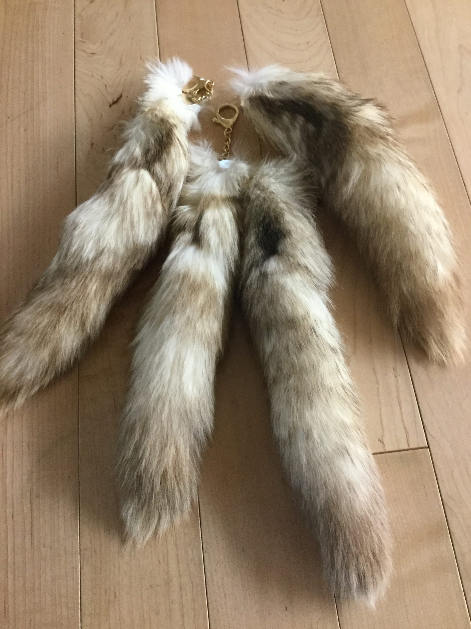 Bleached Kitt Fox With Keychain
